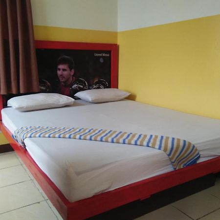 Wisma Bintang Lima Pekanbaru Ngoại thất bức ảnh